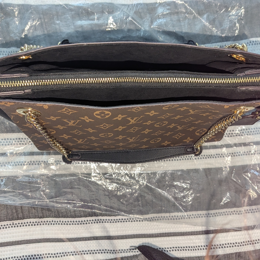 Louis Vuitton Brown Monogram Canvas Shoulder Bag with Chain - Picture 13 of 14